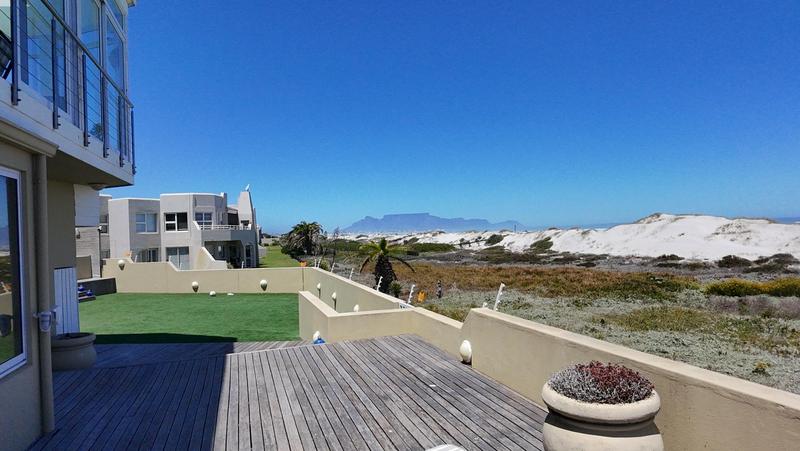 To Let 3 Bedroom Property for Rent in Van Riebeeckstrand Western Cape